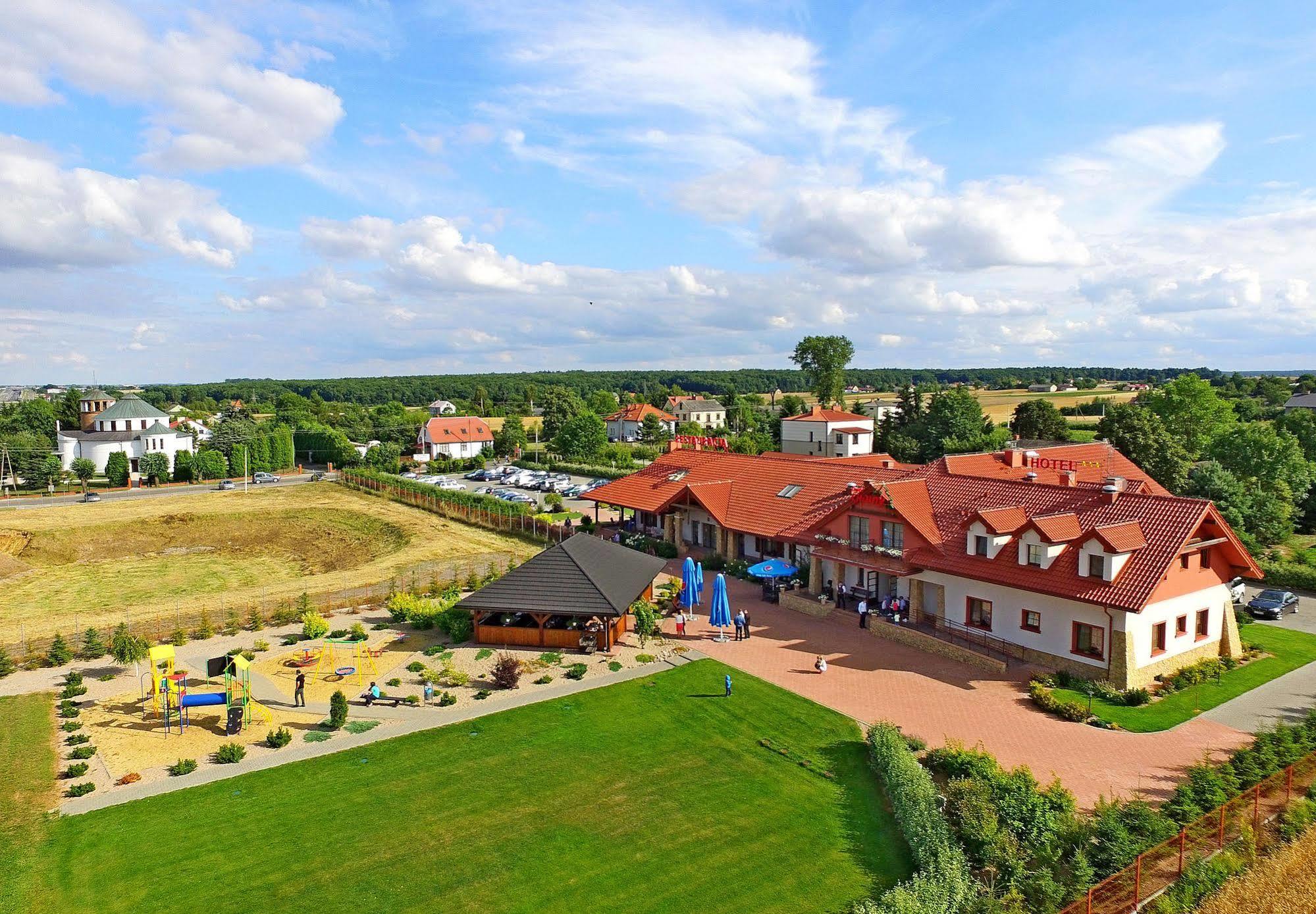 Hotel Dwór Choiny Kazimierówka Zewnętrze zdjęcie